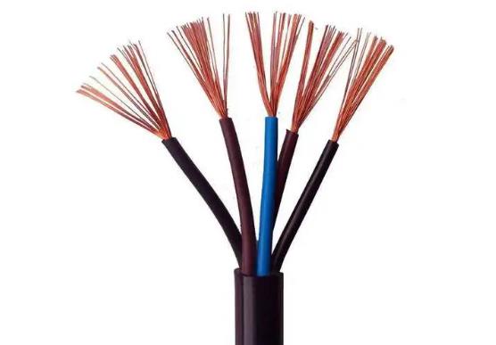 環(huán)市牌電纜講解電纜的保護方法是什么  1、屋檐下。電纜只在不直接暴露在陽光照射或高溫下，標準局域網(wǎng)電纜就可以應用，建議使用管道。  2、外墻上。避免陽光直接照射墻面及人為損壞。